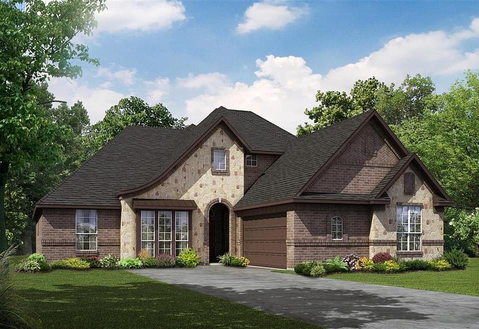 1st image of 112 Red Pine Dr