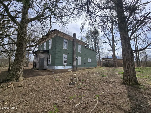 682 Darrow Road, Sprakers, NY 12166