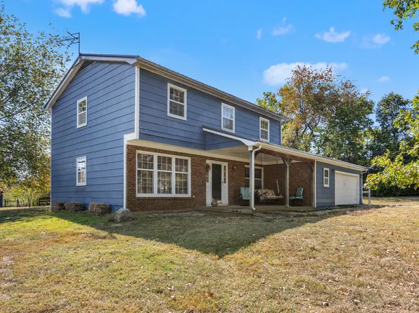 2260 Keene Troy Pike, Versailles, KY 40383