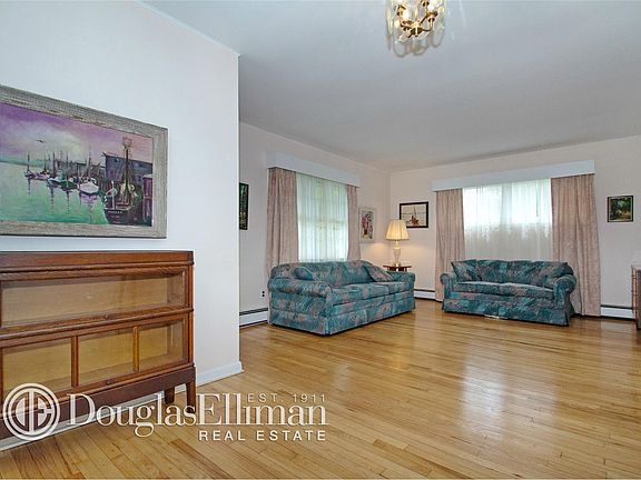 3rd image of 240 Sunrise Ave
