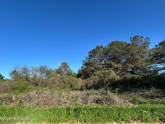 5th image of 152 New Hope Kokomo Rd