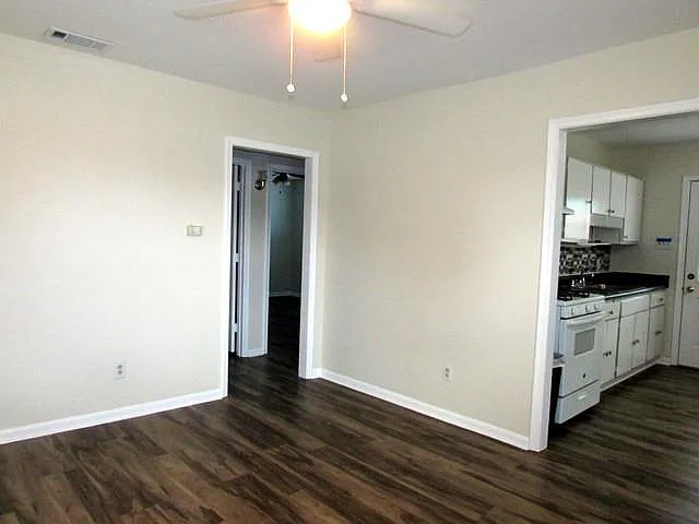 5713 Dimaggio Pl — Photo 2