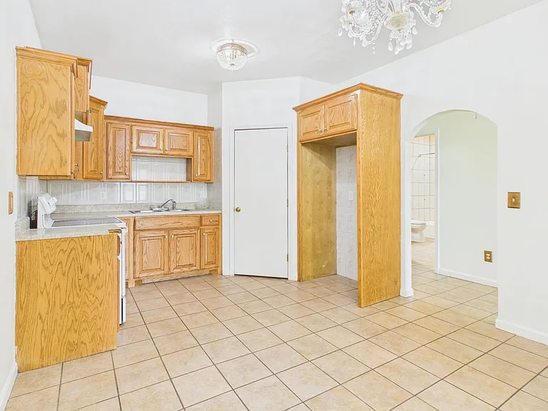 745 N Aldredge St #A — Photo 12