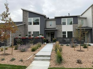 2611 W 69th Pl, Denver, CO 80221
