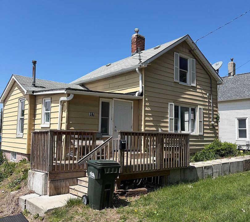 1st image of 917 Gilbert Ct