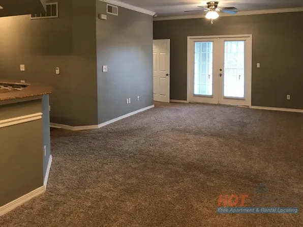 (undisclosed Address), San Marcos, TX 78666