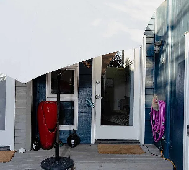 50th Ave SW — Photo 1