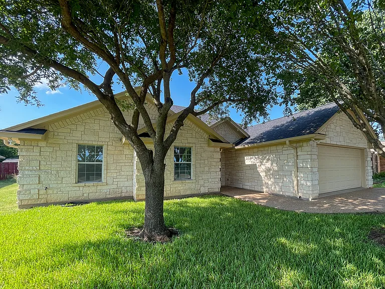 109 Red Oak Rd — Photo 26