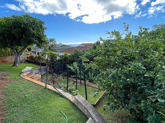 2nd image of 3039 Alencastre Pl Unit B