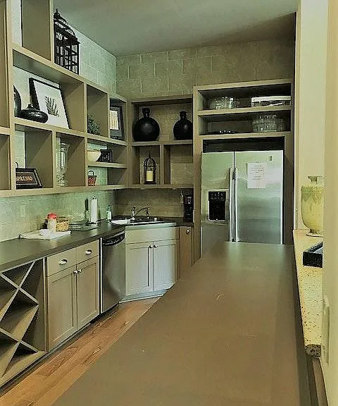 Clubhouse Kitchen