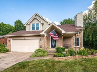 2406 Lakewood Blvd, Jeffersonville, IN 47130