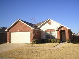 1909 J Cheshier Rd, Justin, TX 76247