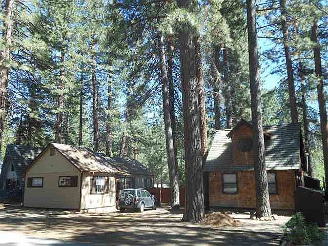 1st image of 8342/8350 Loch Levon Ave