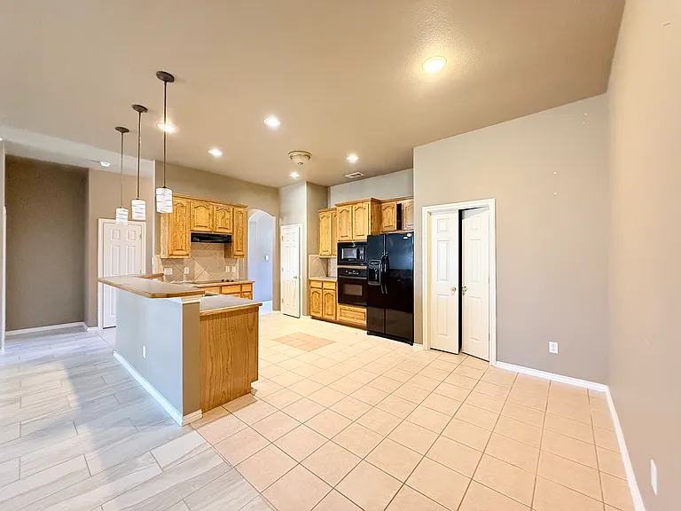 2713 Flint Rock Dr — Photo 5