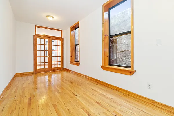 Rented by REAL New York | media 8