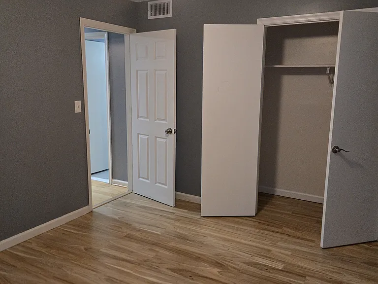 10 Halley Pl SE — Photo 3