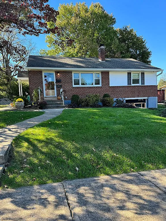 1046 N 26th St photo 1