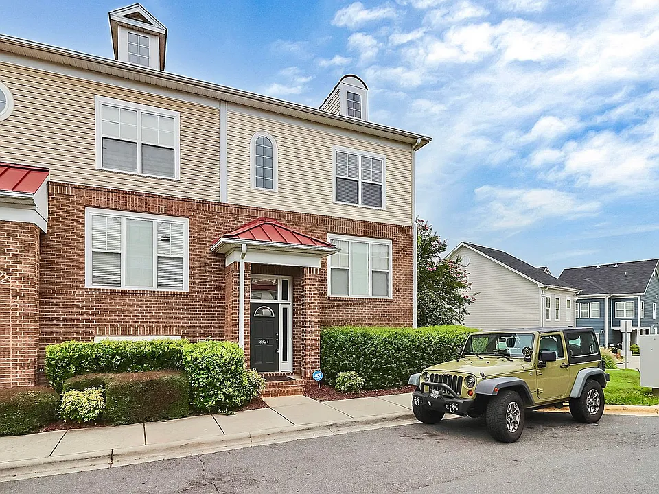 8324 Scotney Bluff Ave