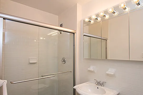 Rented by GoodRock Realty | media 21