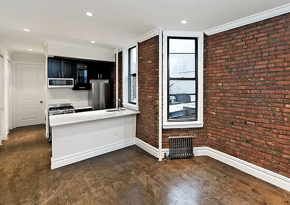 Rented by Avenues Real Estate | media 1