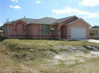 18406 Huckleberry Rd, Fort Myers, FL 33967