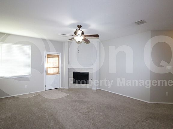 5th image of 4126 Carrington Dr