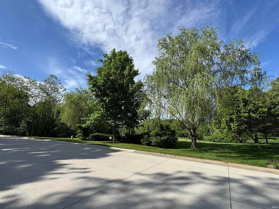 1st image of 525 Shady Creek Dr