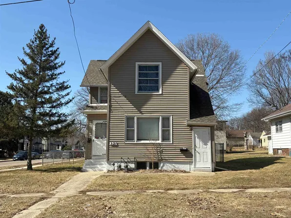 527 13th St, Rockford, IL 61104