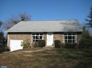 725 Cambridge Rd, Bala Cynwyd, PA 19004