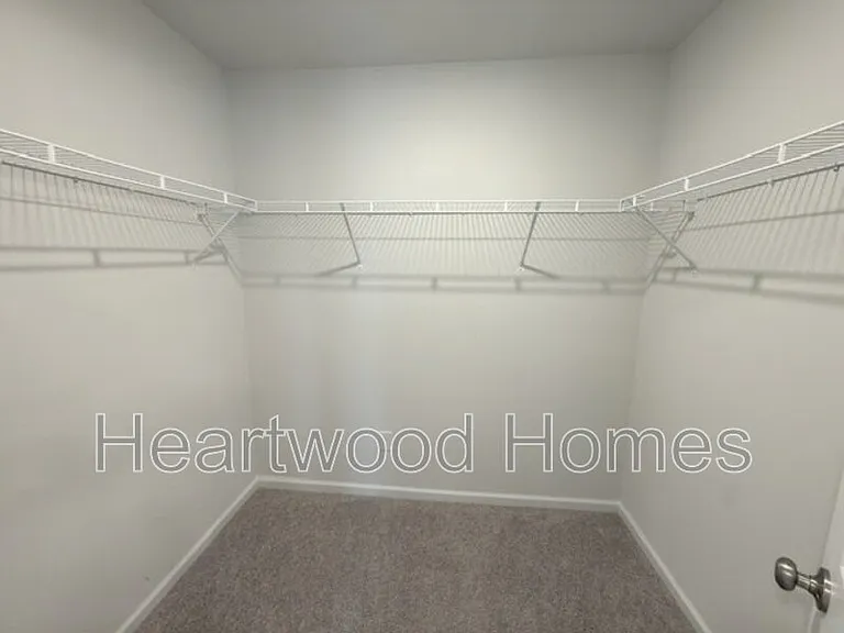 807 Coburg Ln — Photo 29