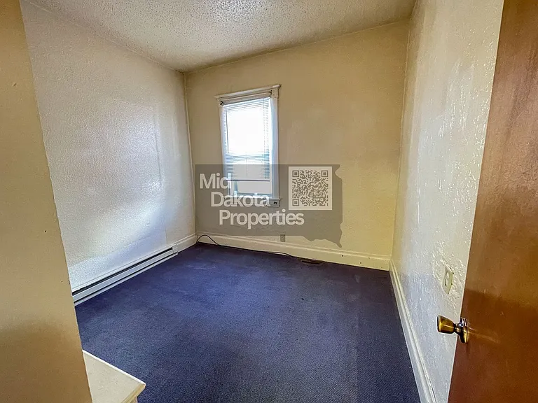 112 N Rowley St — Photo 7
