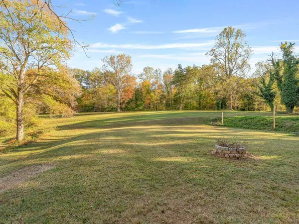 5515L Gordonsville Rd, Keswick, VA 22947