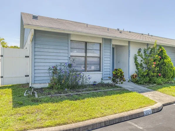 2002 Sheffield Ct, Oldsmar, FL 34677