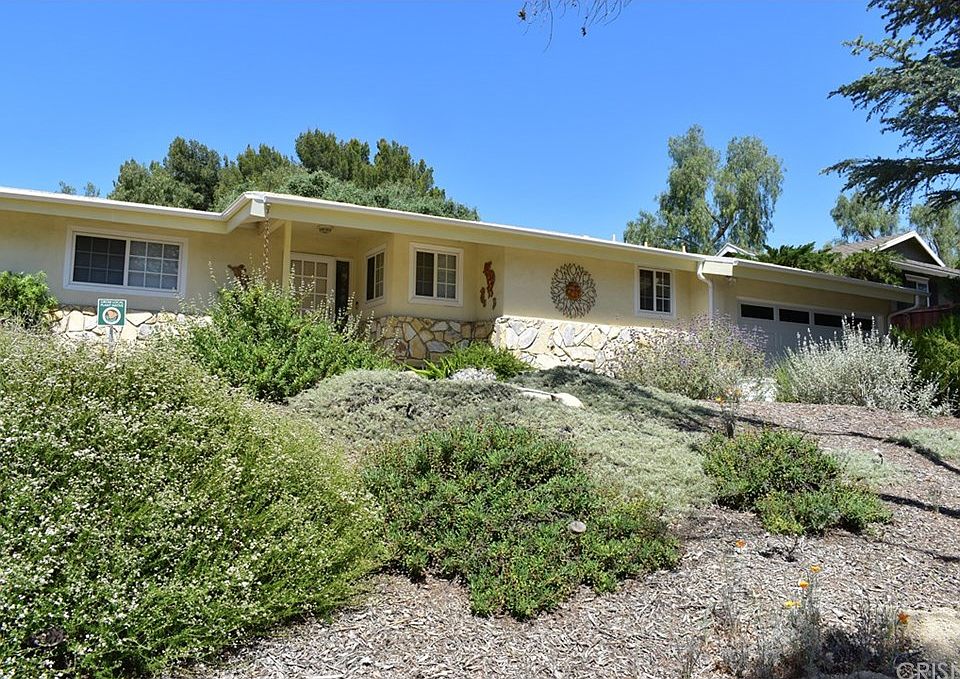 1st image of 8435 Capistrano Ave