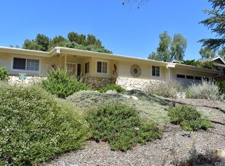 8435 Capistrano Ave, Canoga Park, CA 91304