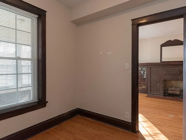 1440 W Addison St #3 — Photo 13