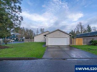 1388 Rhoda Ln, Independence, OR 97351