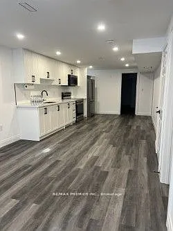 92 Solway Ave #LOWER — Photo 3