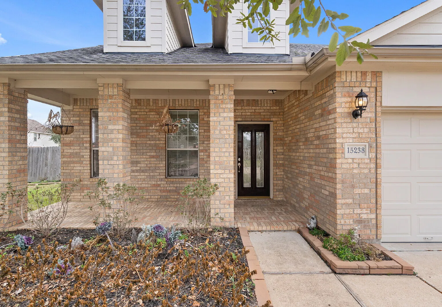 4 bed, 2.0 bath, 2649 sqft, $2,495 — Photo 4
