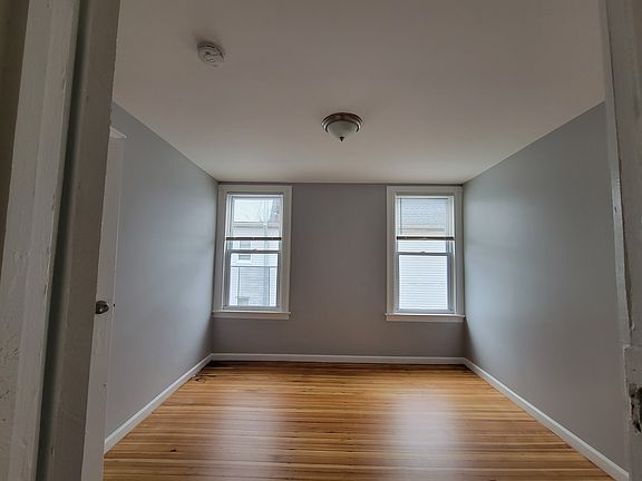 2nd image of 925 S 19th St #22