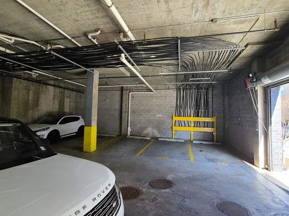 5711 Washington Street image 19 of 23