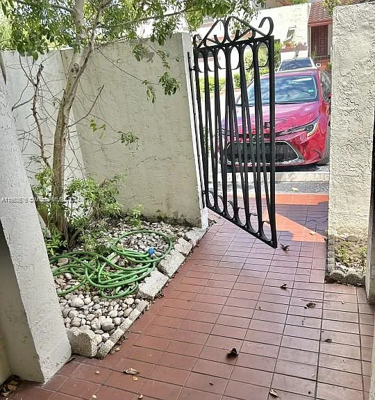335 Ives Dairy Rd #A33506 — Photo 10