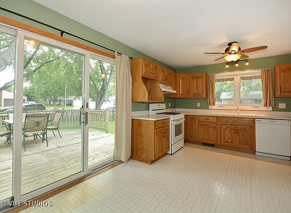 4th image of 1886 Ashwood Ln