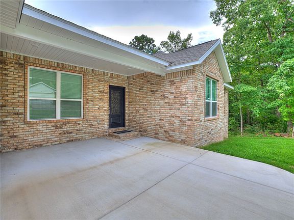 3rd image of 27 Brierfield Ln