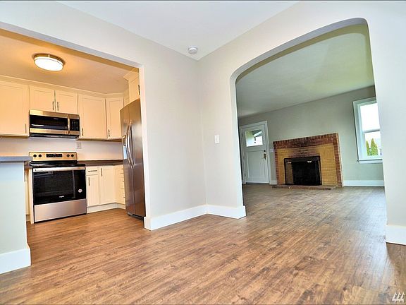 2nd image of 1905 4th St