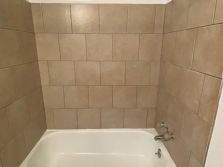 13620 Detroit Ave #AVENUE204 — Photo 19