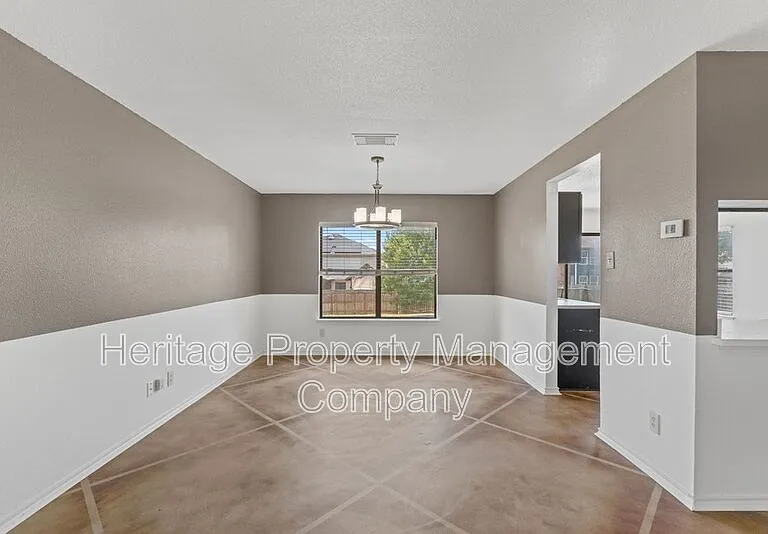 8038 Cantura Mls — Photo 9