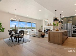 511 S Wobbly Moon Ln, Eagle, ID 83616