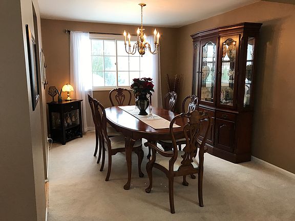 3rd image of 2262 Kingston Dr