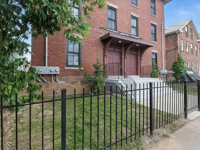 45 Squire St, Hartford, CT, 06106